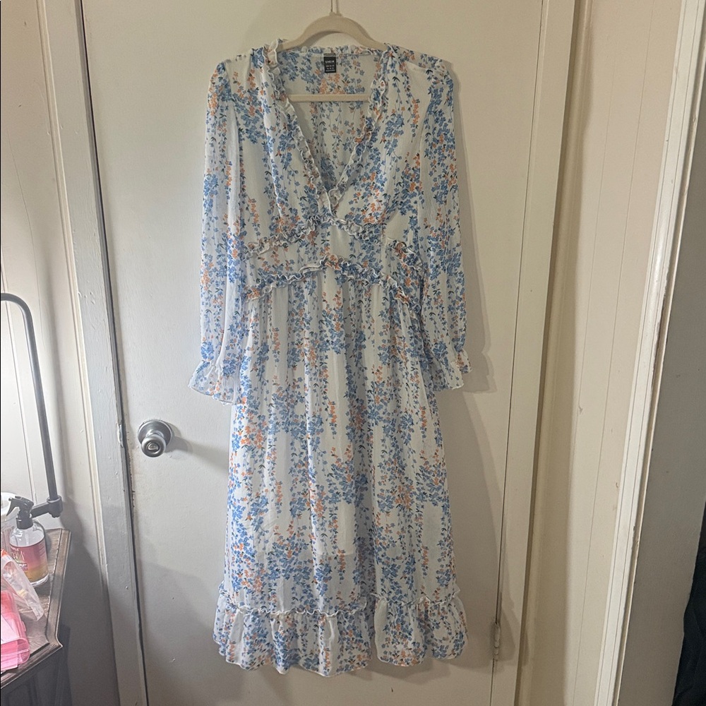 Light Floral Midi dress in White, Blue & Peach